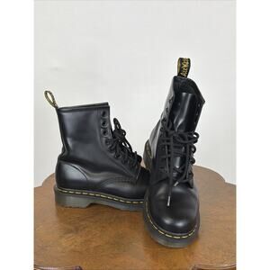 Dr. Martens Black 1460 8-Eye Leather Combat Boots Women's 6 Style 11821